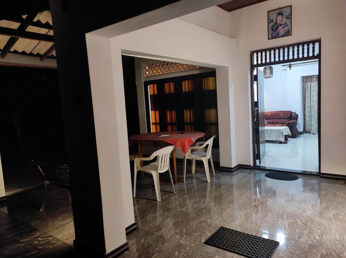 Sunset Villa Negombo Kültér fotó